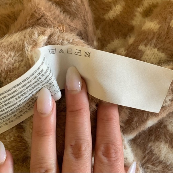 Abercrombie & Fitch Soft & Cozy Cheetah Leopard Animal Print Sweater Size Large - Picture 8 of 10